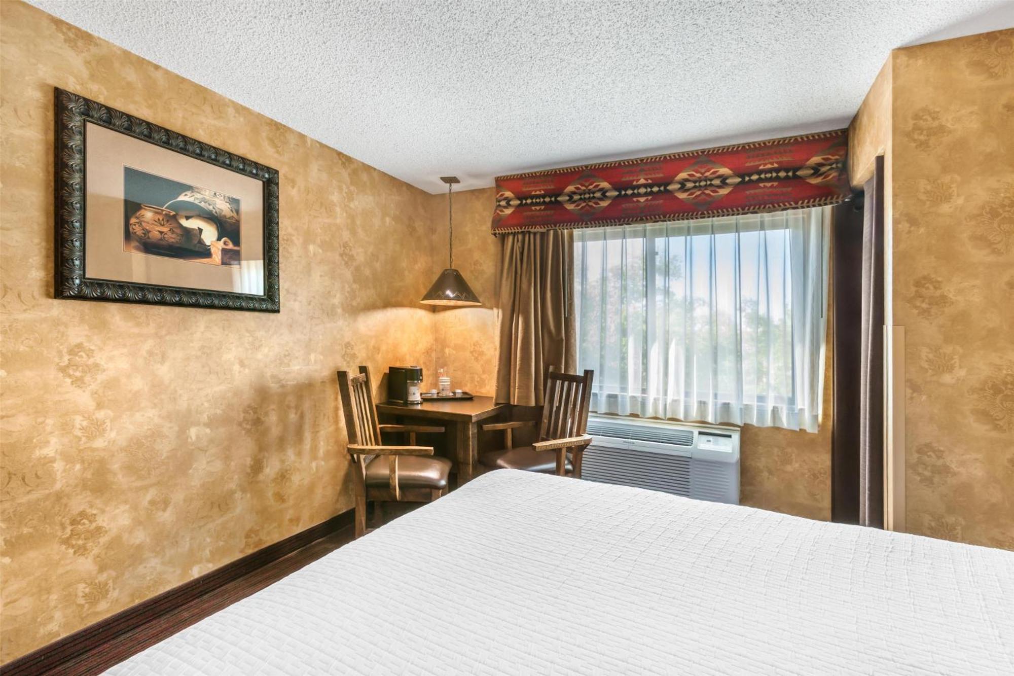 Western Of 3* Santa Fe